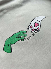 Evcil Hayvan ve İnsan El Nakışlı Model | Forever