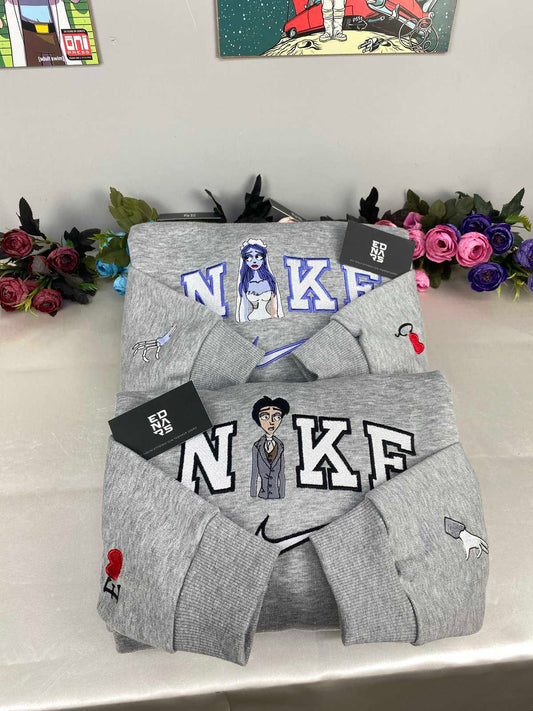 Ölü Gelin Emily ve Victor Nakışlı Çift Kombin Tişört, Sweatshirt & Hoodie