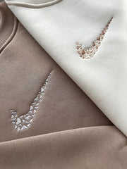 Logo Nike Swoosh Kalp Nakış İşleme