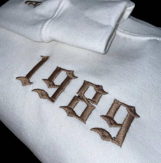 Kişiye Özel Tarih Nakış İşleme Tişört, Sweathirt &amp; Hoodie