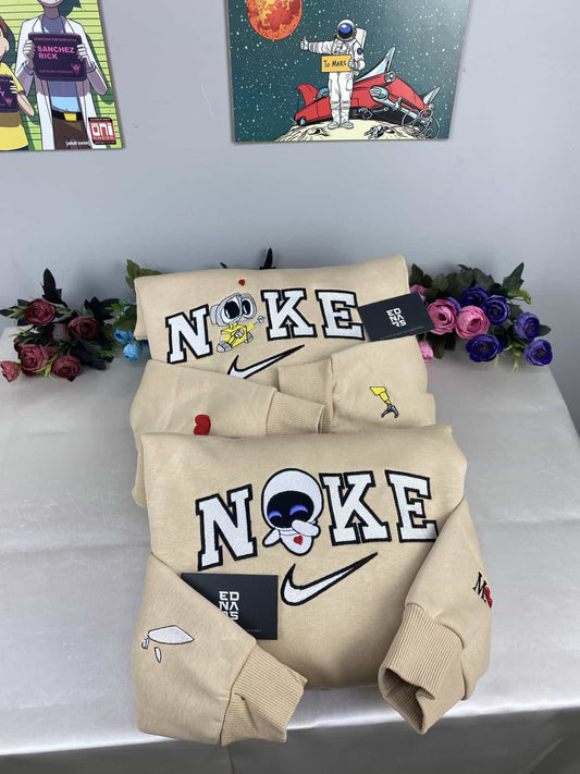 Walle ve Eva Nakışlı Çift Kombin Tişört, Sweatshirt &amp; Hoodie
