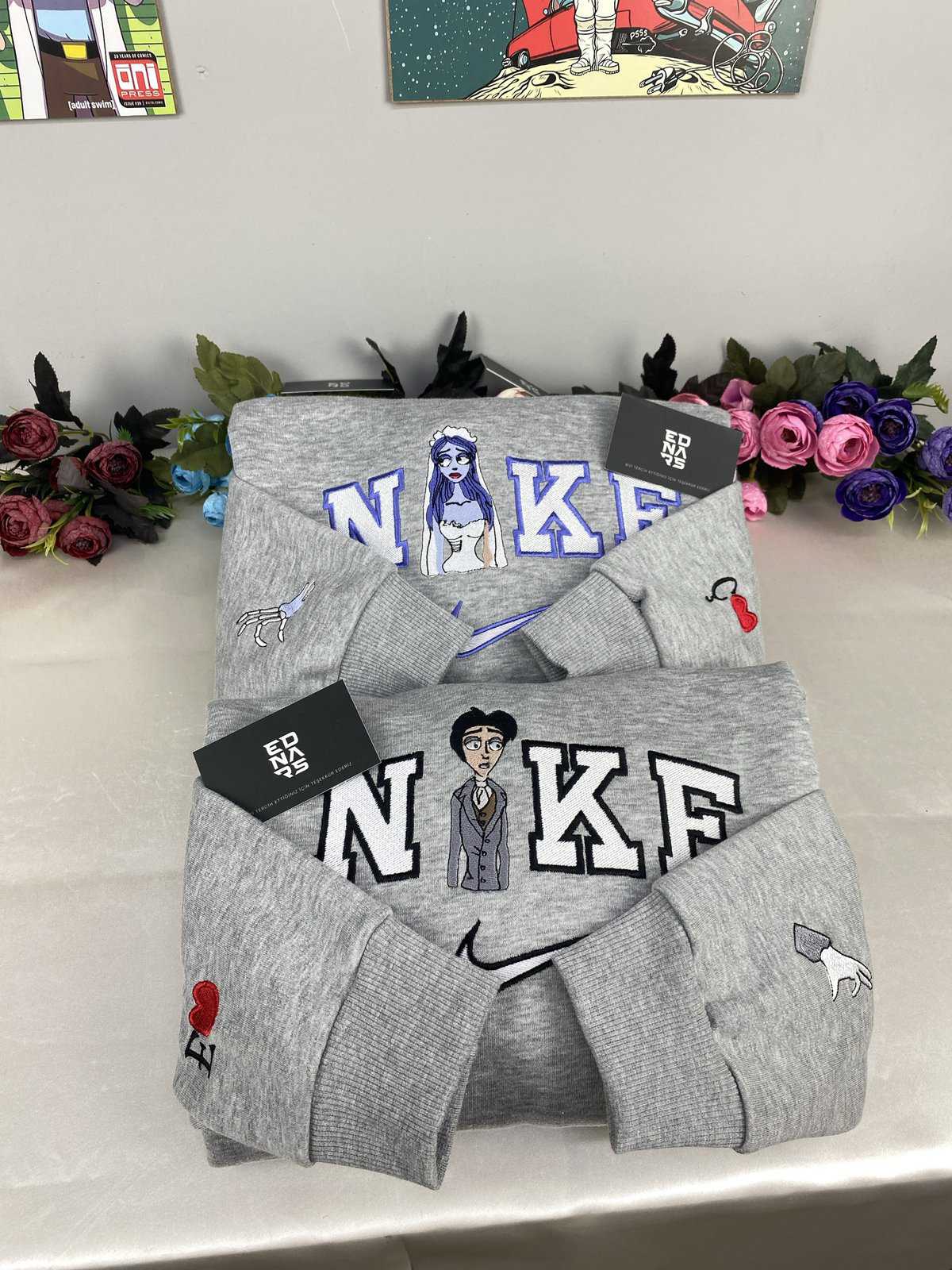 Ölü Gelin Emily ve Victor Nakışlı Çift Kombin Tişört, Sweatshirt &amp; Hoodie